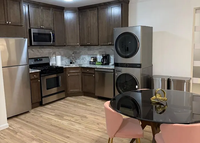 Luxury Boutique Home - 4 Beds 1 Baths 25 Minutes To Nyc